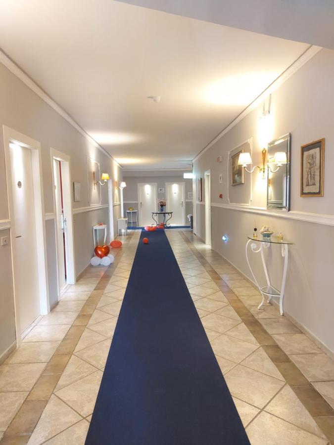 Hotel Caribe Casalnuovo Di Napoli Buitenkant foto