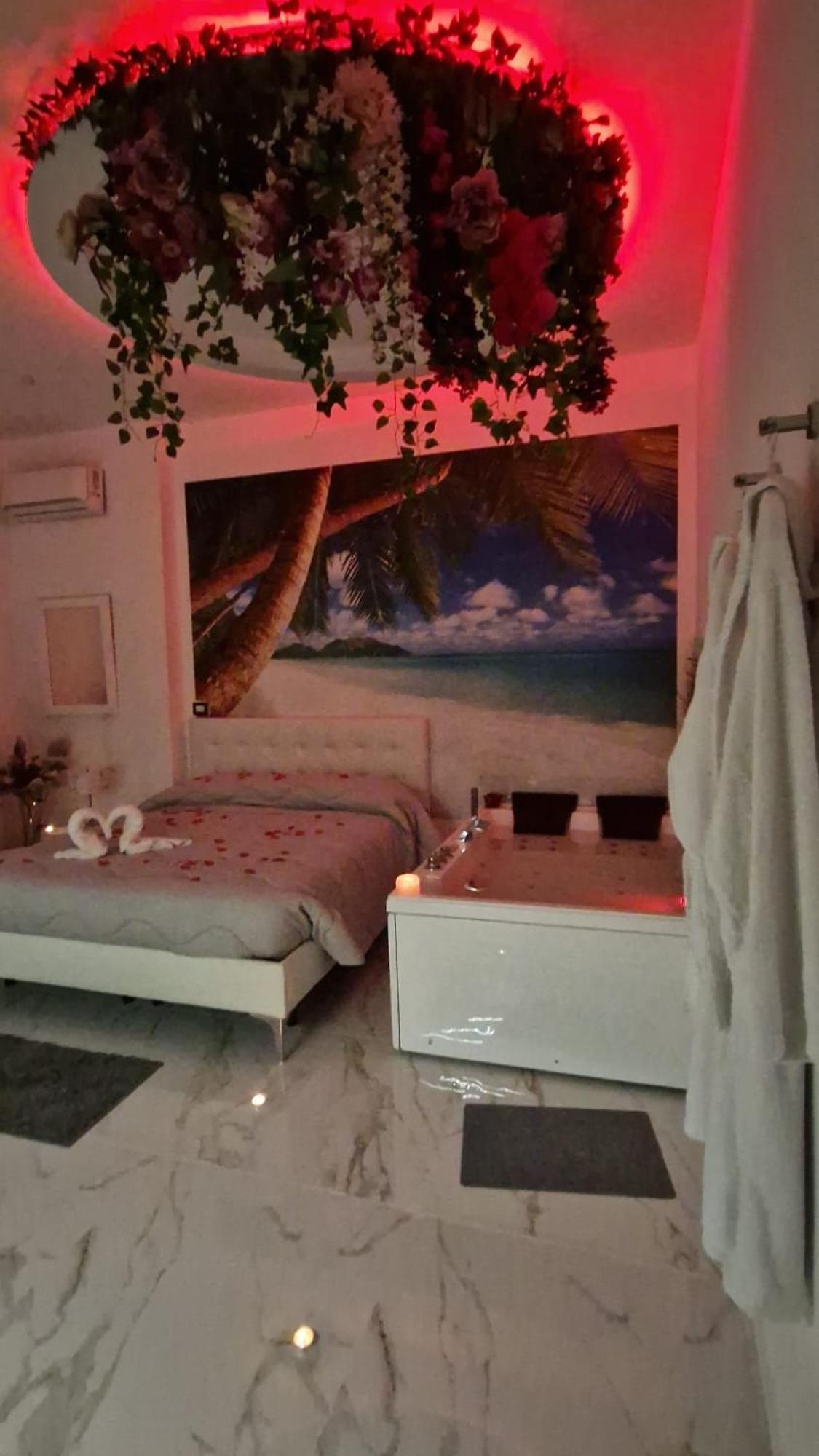 Hotel Caribe Casalnuovo Di Napoli Buitenkant foto