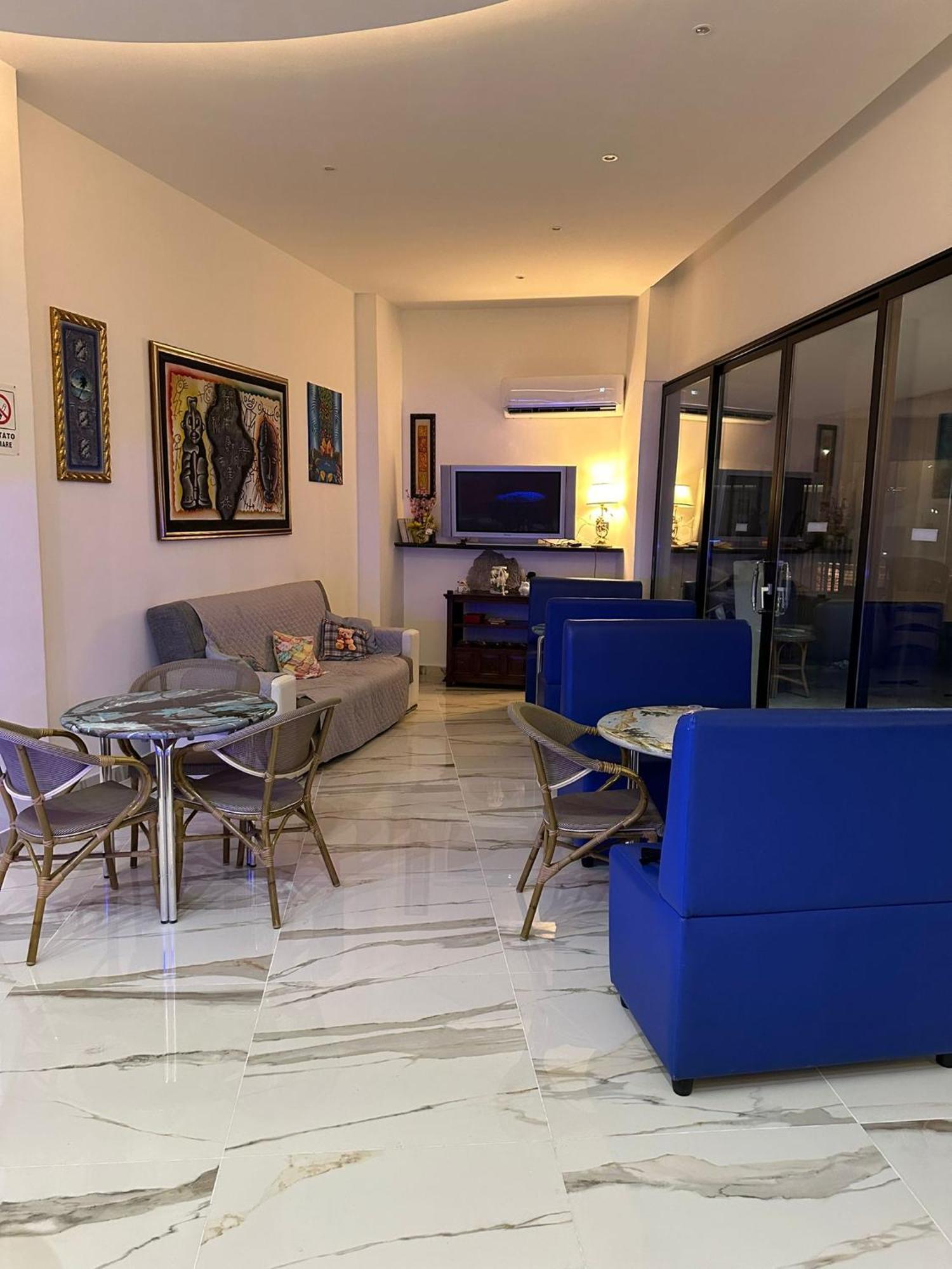 Hotel Caribe Casalnuovo Di Napoli Buitenkant foto
