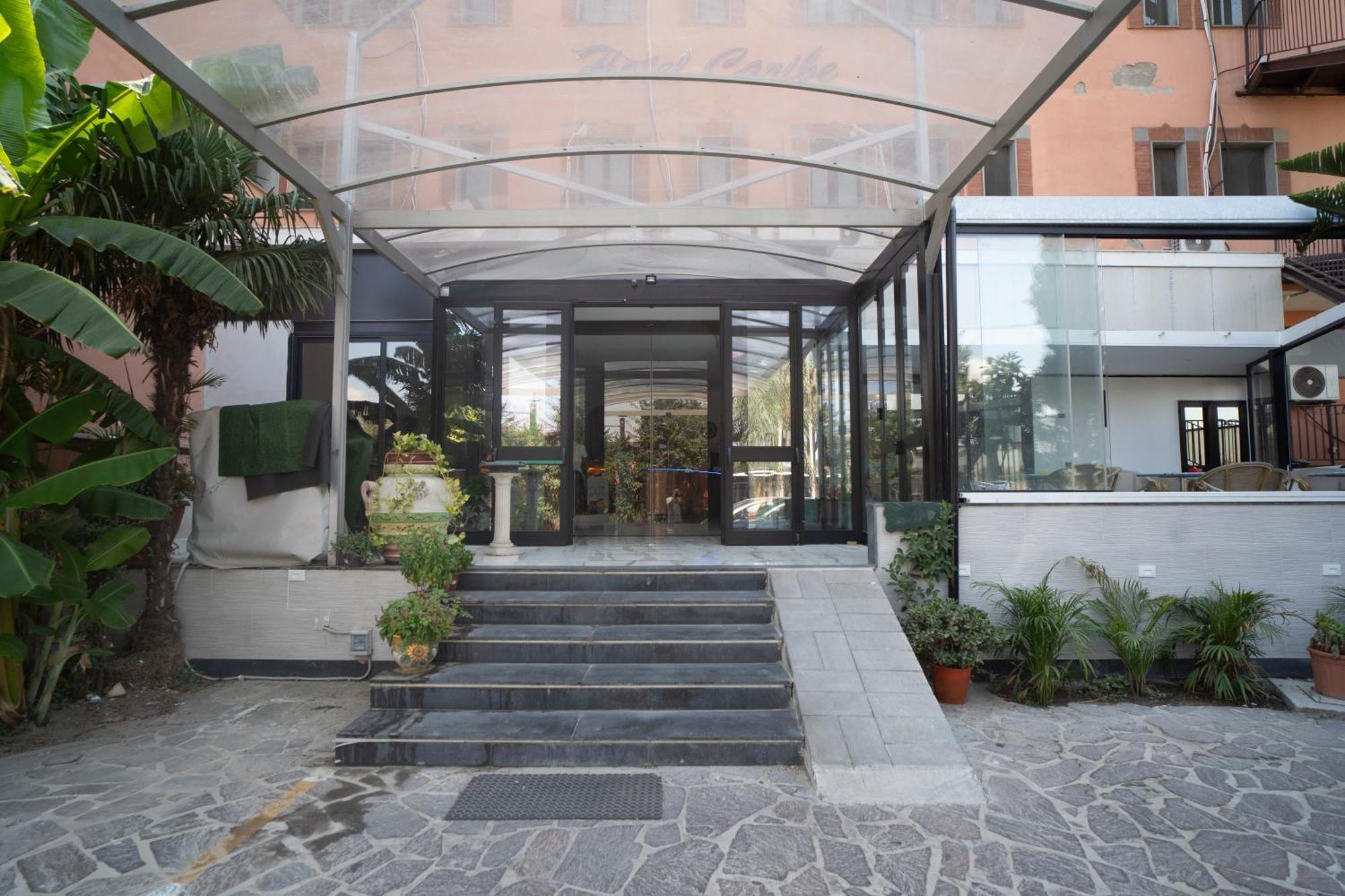 Hotel Caribe Casalnuovo Di Napoli Buitenkant foto